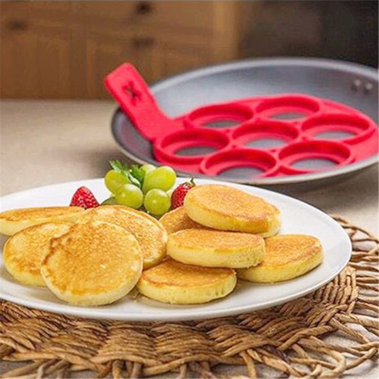 https://beetno.myshopify.com/cdn/shop/products/EZFlipPancakeCookerMogsstore01.png?v=1624441341